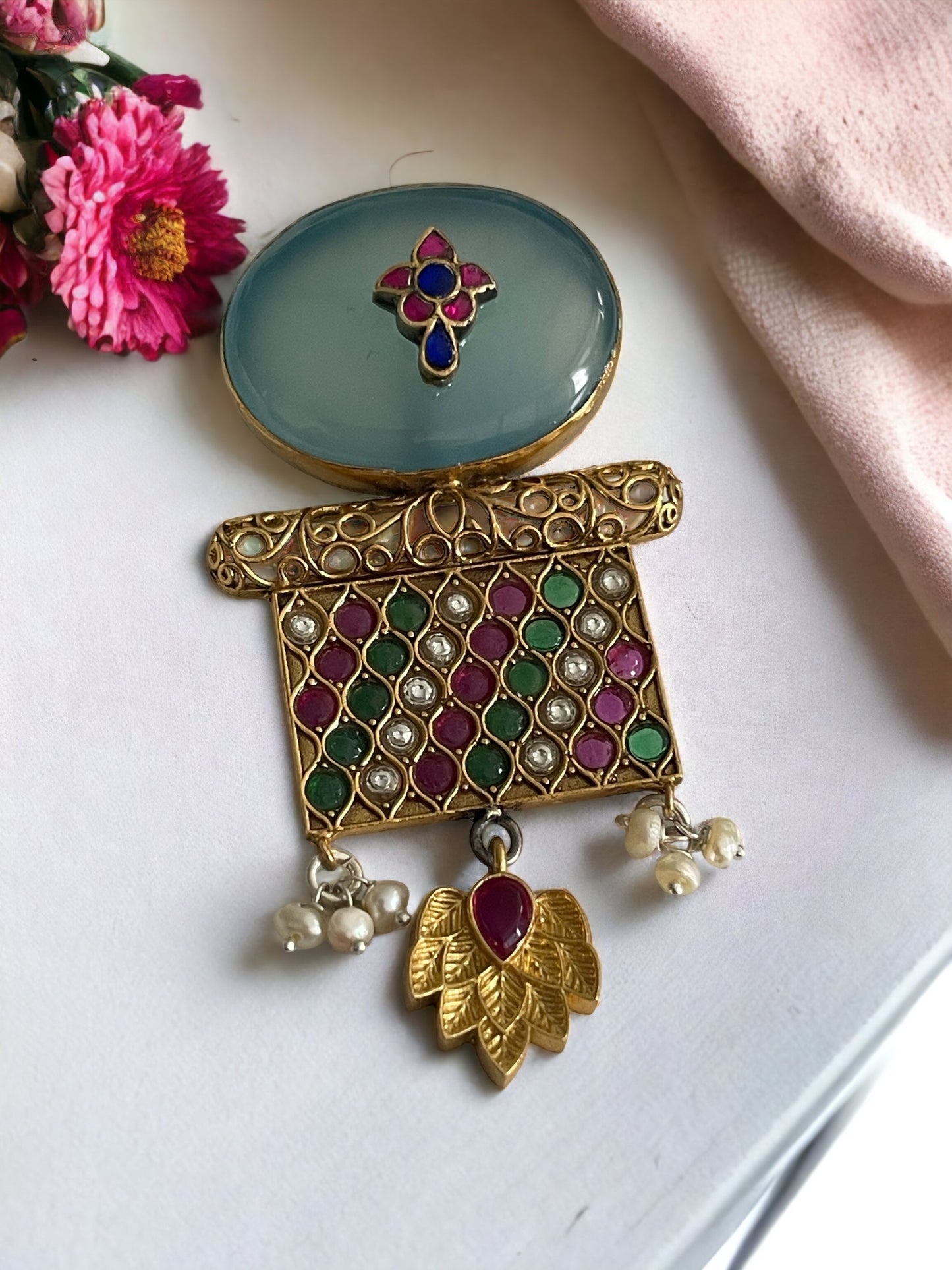 Reshma 92.5 silver pendant