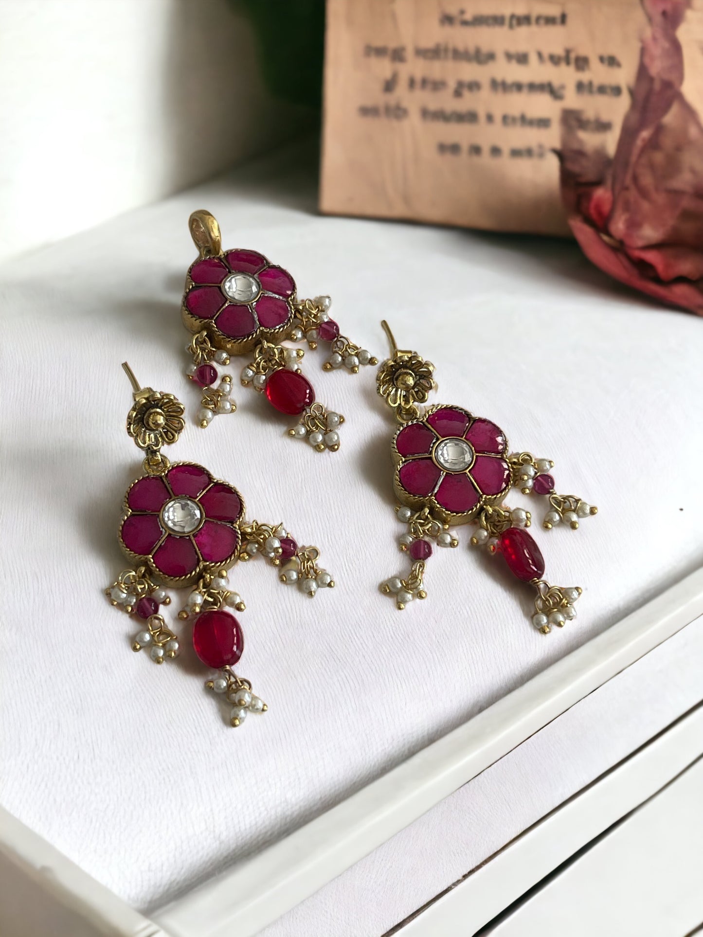 Saniya 92.5 silver pendant set