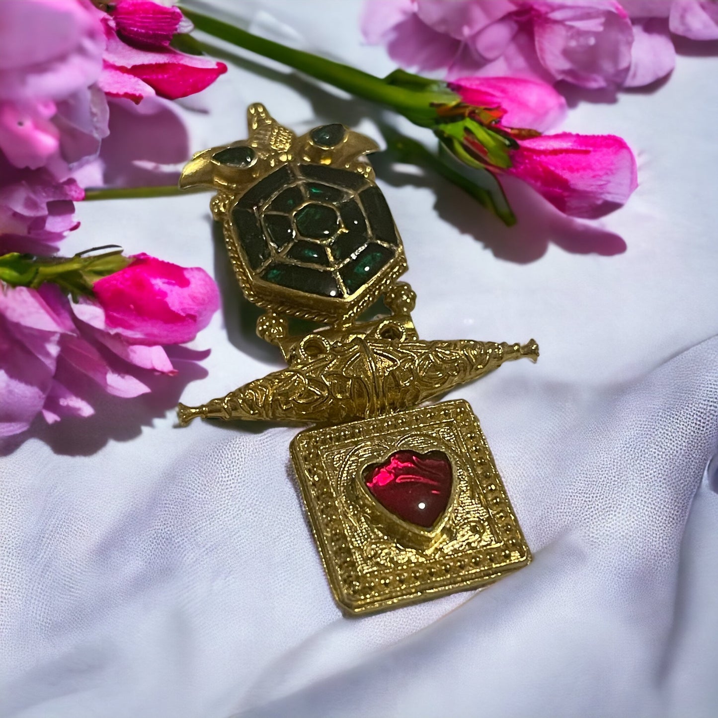 Sarika 92.5 silver pendant