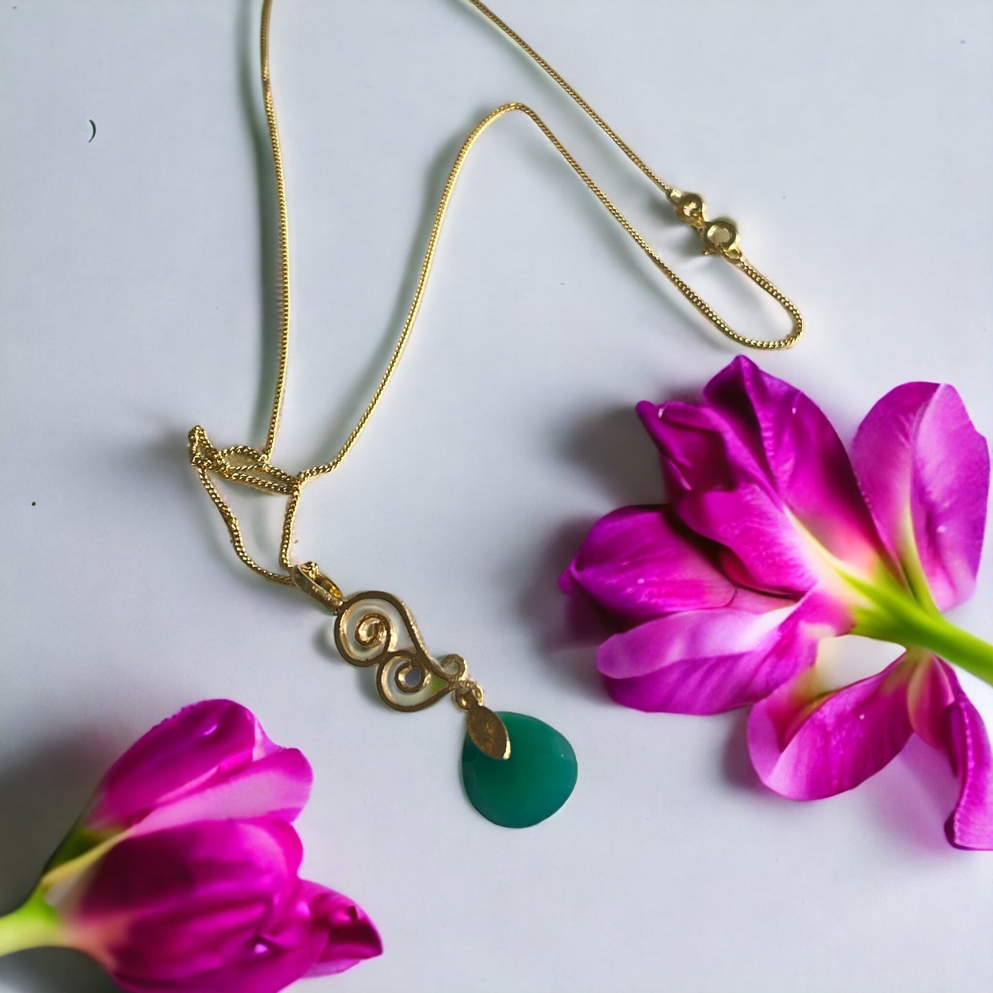 Reena3 silver pendant