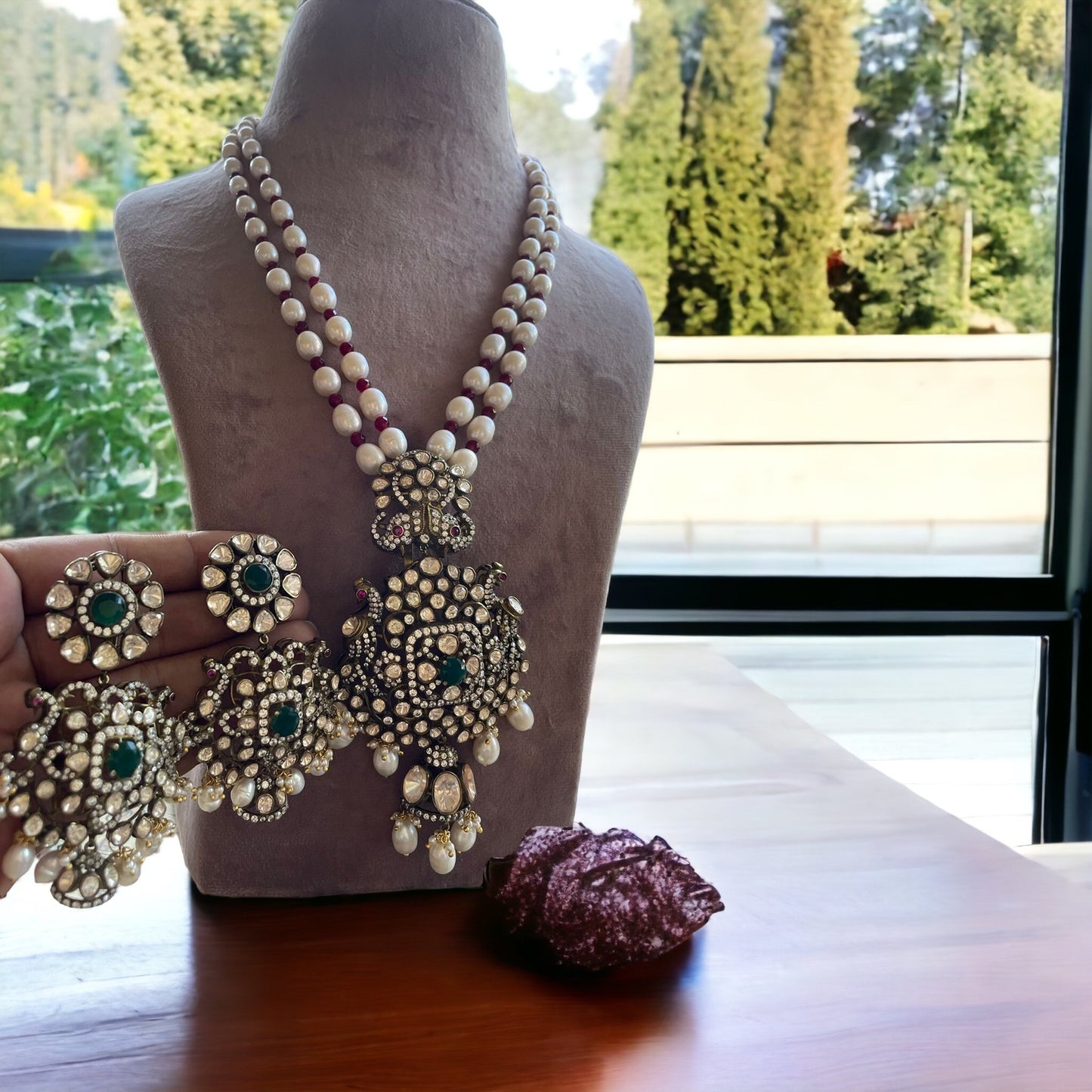 Maharani1 92.5 Victorian set