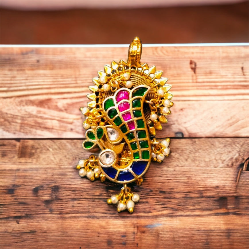 Neha 92.5 silver pendant