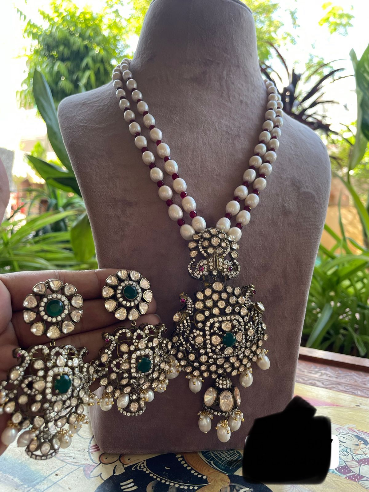 Maharani1 92.5 Victorian set