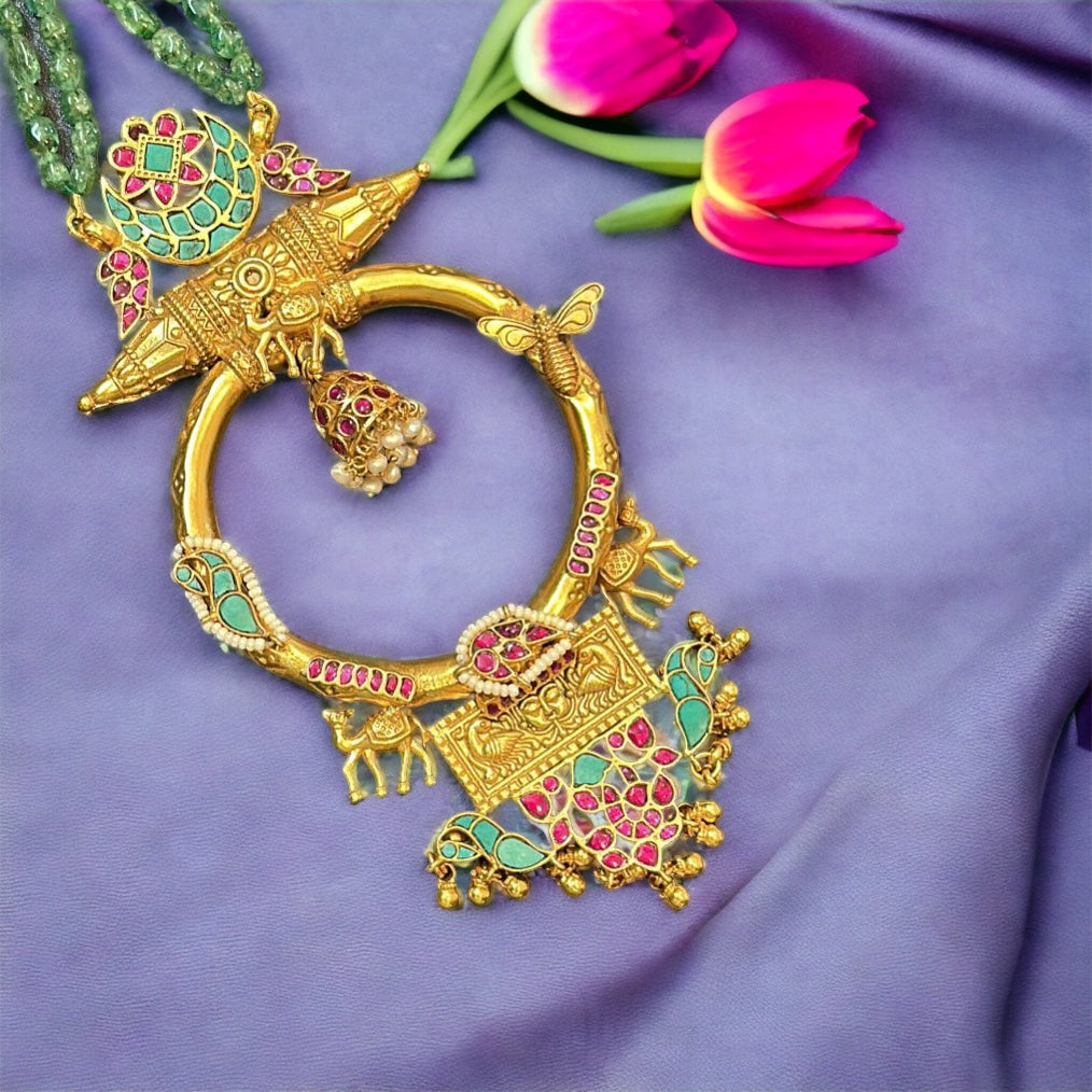 Saavariya 92.5 fusion necklace