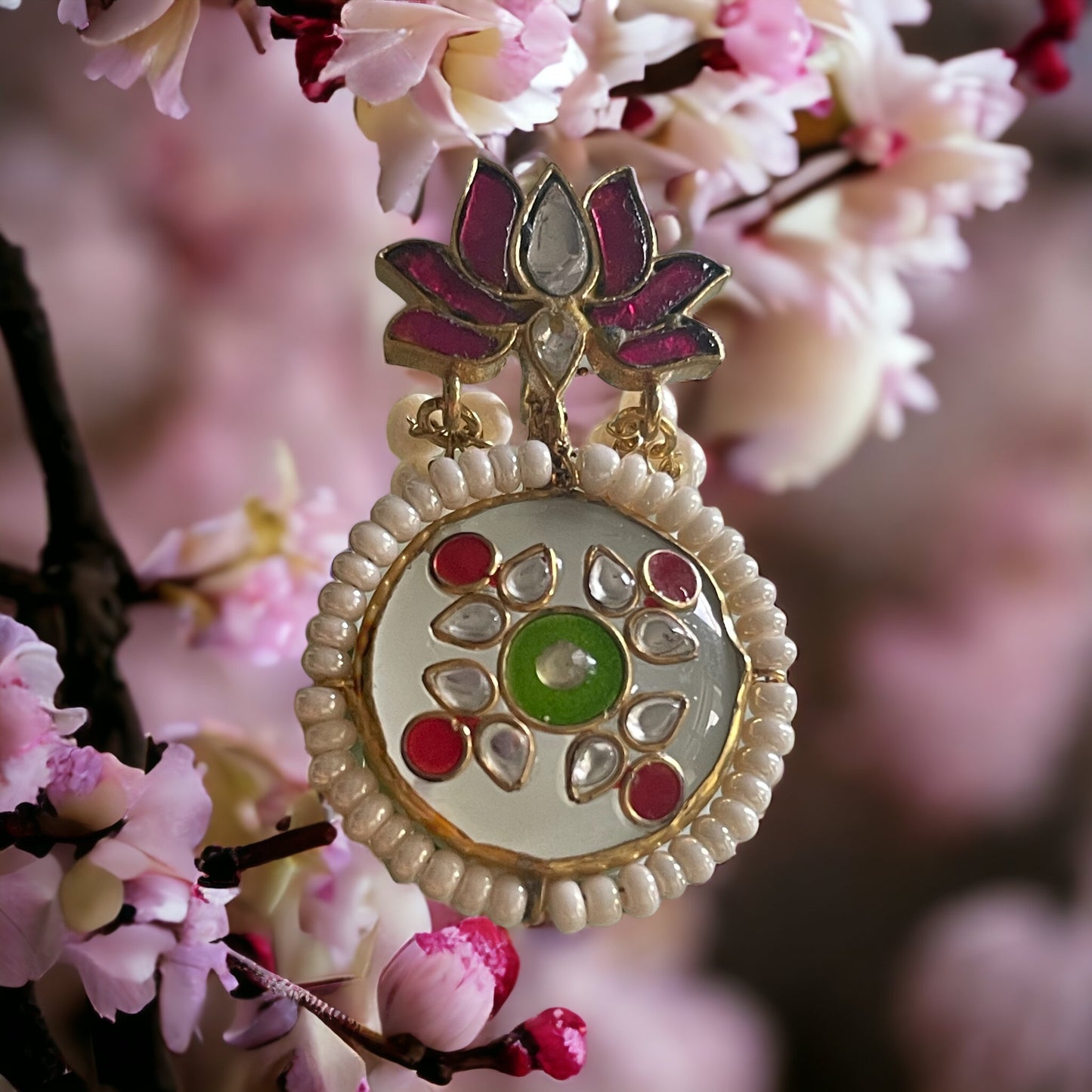 Amina 92.5 silver stone inlay pendant