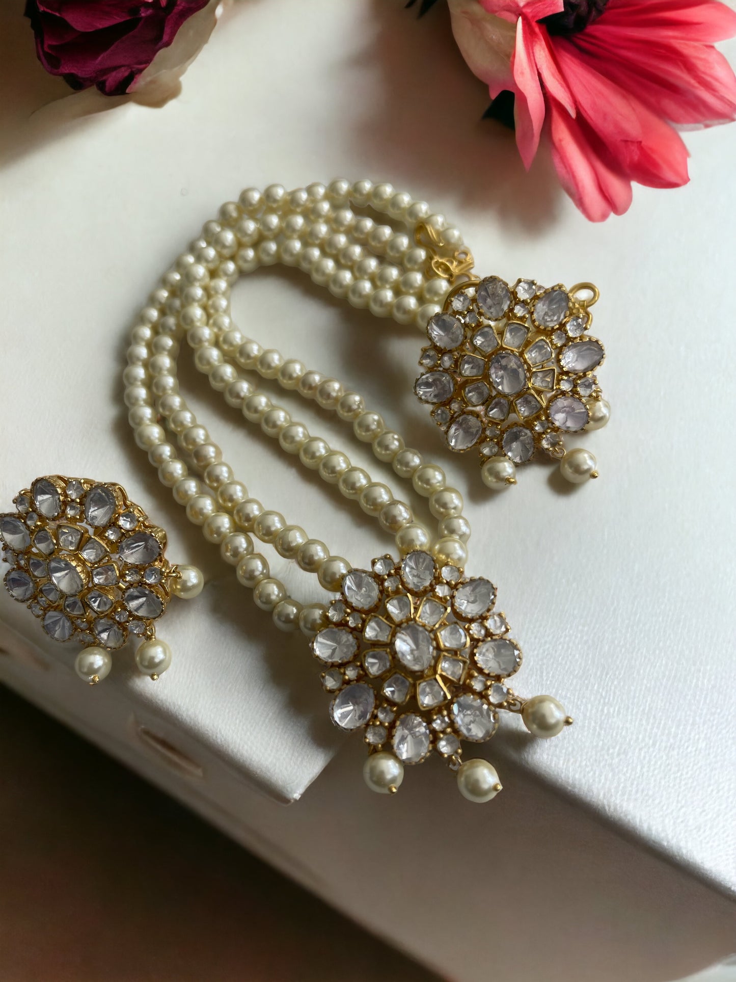 Alankrita moissanite set