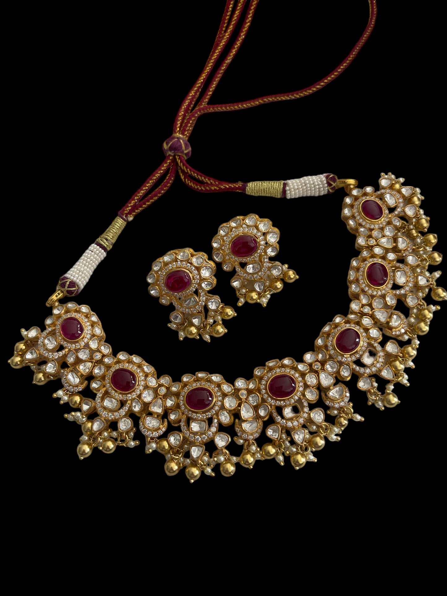 Nisha 92.5 silver moissanite set