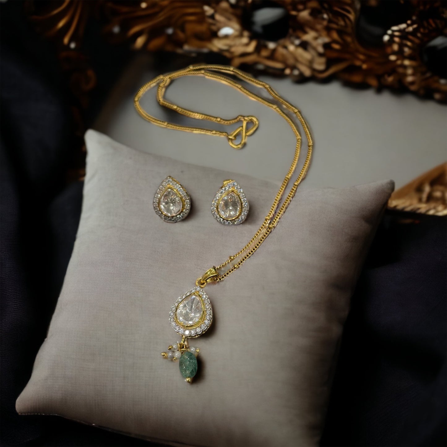 Simmi5 92.5 silver pedant set