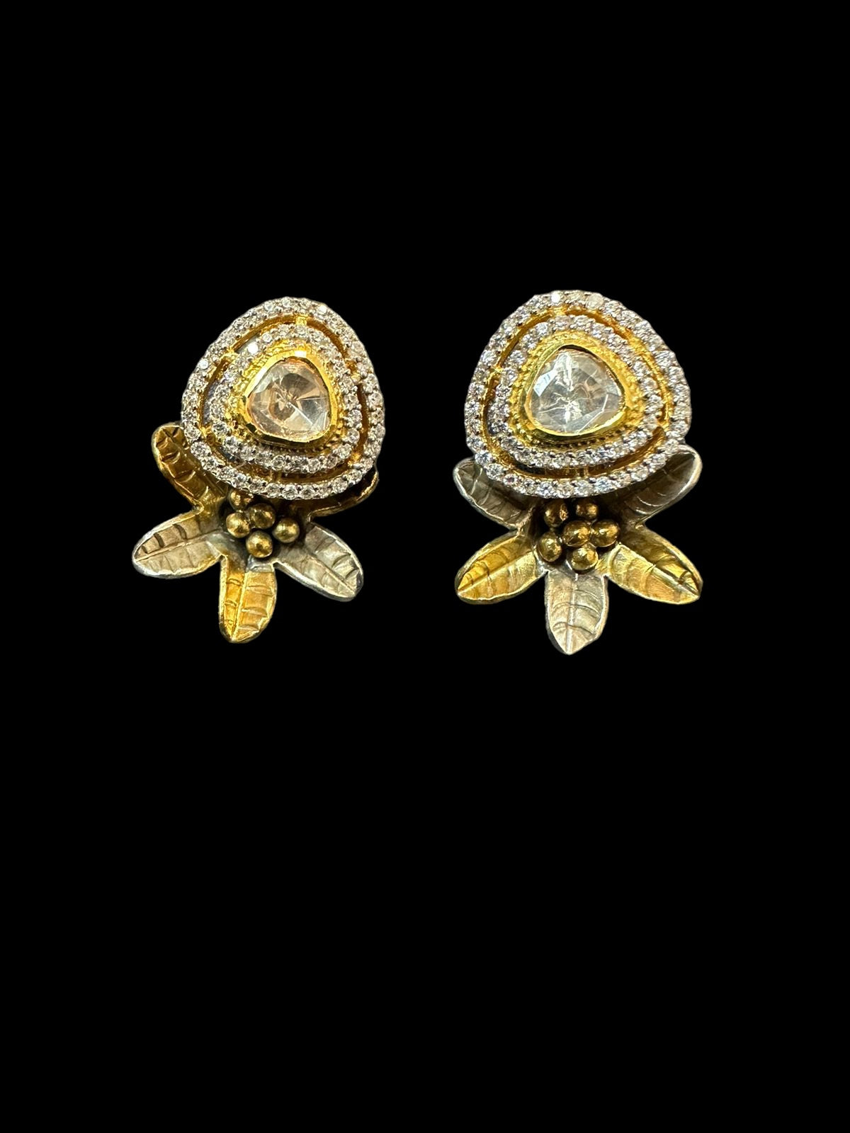 Kesha 92.5 silver moissanite earrings