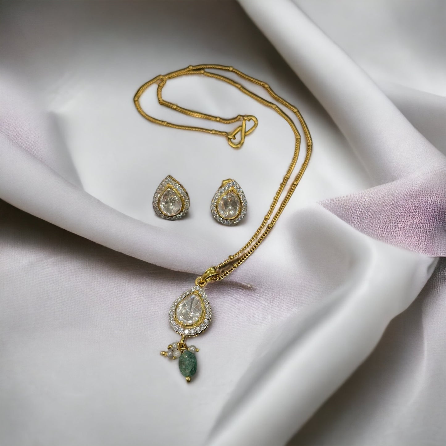 Simmi5 92.5 silver pedant set